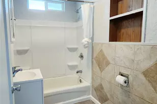 3021 W Peninsula, Moses Lake, WA 98837 - Photo 11