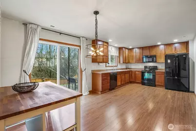 7809 87th Avenue NE, Marysville, WA 98270 - Photo 11