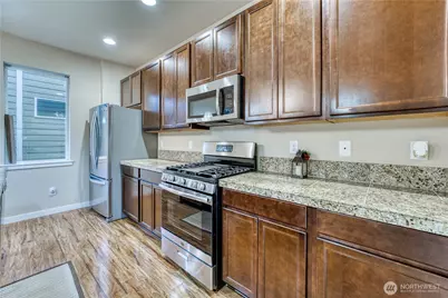 10330 White Deer Place, Silverdale, WA 98383 - Photo 11