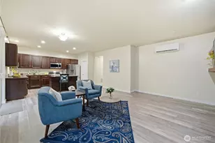 3662 Halsey Ln, Bremerton, WA 98310 - Photo 9