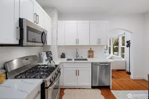 5240 39th Ave S, Seattle, WA 98118 - Photo 9