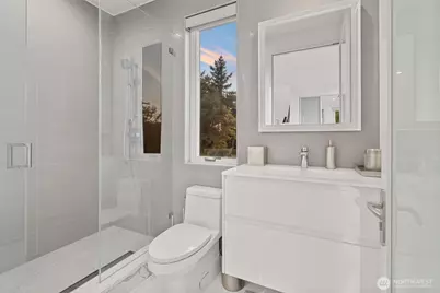 903 N 33rd Place, Renton, WA 98056 - Photo 17