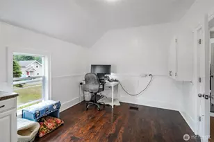 1224 4th St, Cosmopolis, WA 98537 - Photo 13