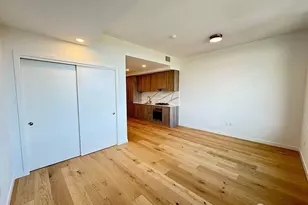 10232 NE 10th St, Bellevue, WA 98004 - Photo 3