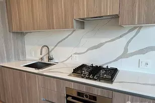 10232 NE 10th St, Bellevue, WA 98004 - Photo 5