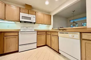 8515 244th Street SW, Edmonds, WA 98026 - Photo 11