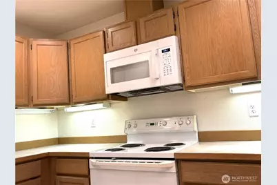 8515 244th Street SW #A4, Edmonds, WA 98026 - Photo 13