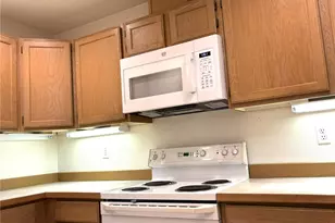 8515 244th Street SW, Edmonds, WA 98026 - Photo 13