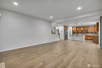 5623 Douglas Avenue SE, Auburn, WA 98092 - Photo 9