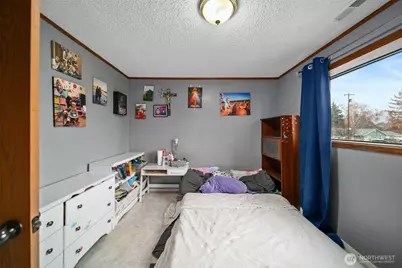 325 N Kansas Avenue, East Wenatchee, WA 98802 - Photo 13