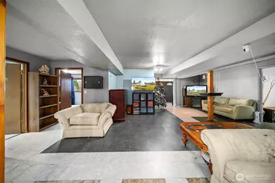 325 N Kansas Avenue, East Wenatchee, WA 98802 - Photo 9