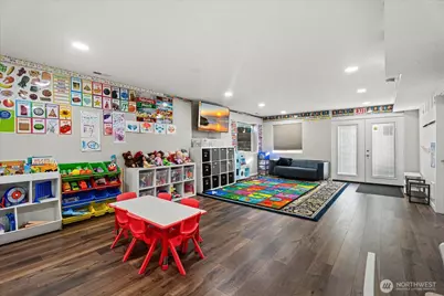 5537 S 119th St, Seattle, WA 98178 - Photo 7