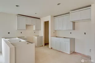 2008 Henderson Wy, Longview, WA 98632 - Photo 3