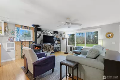 120 Sandy Bend Road, Castle Rock, WA 98611 - Photo 11