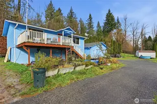 120 Sandy Bend Rd, Castle Rock, WA 98611 - Photo 3