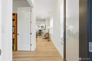 23559 SE Wisteria St, Black Diamond, WA 98010 - Photo 5