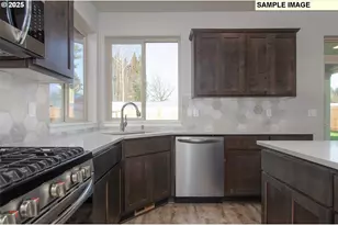 2016 Henderson Wy, Longview, WA 98632 - Photo 19