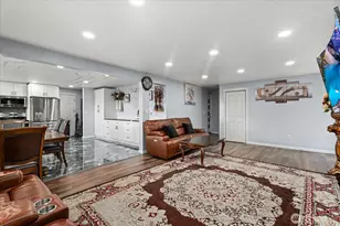 5537 S 119th St, Seattle, WA 98178 - Photo 3