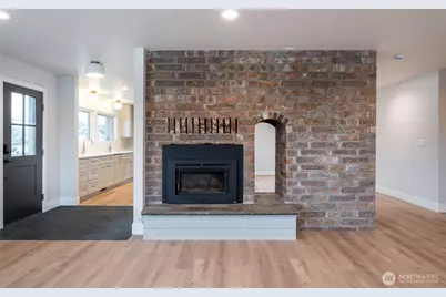 2910 K Avenue, Anacortes, WA 98221 - Photo 7