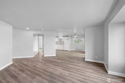 23110 30th Ave S, Des Moines, WA 98198 - Photo 5