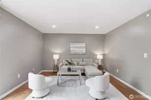 2713 NE 23rd Pl, Renton, WA 98056 - Photo 13