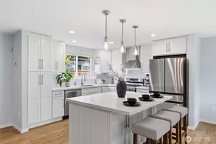 2713 NE 23rd Pl, Renton, WA 98056 - Photo 9