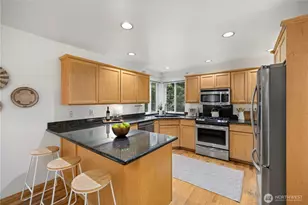 1000 NE Mt Ellinor Ct, Poulsbo, WA 98370 - Photo 9