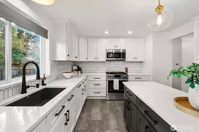 3509 Locust Avenue W, University Place, WA 98466 - Photo 13