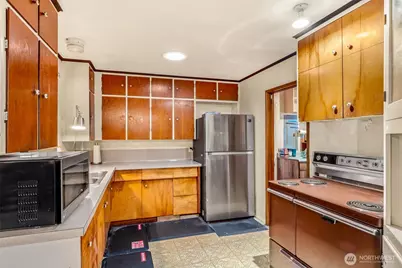 18123 60th Avenue W, Lynnwood, WA 98037 - Photo 5