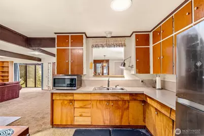 18123 60th Avenue W, Lynnwood, WA 98037 - Photo 7