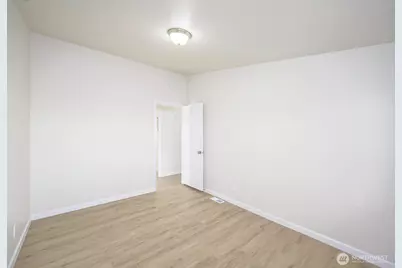 4948 NE E.7 Road, Moses Lake, WA 98837 - Photo 13