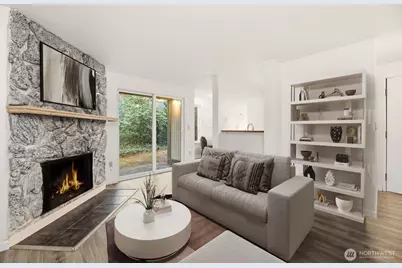 4705 176th Street SW #B1, Lynnwood, WA 98037 - Photo 3