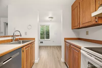4705 176th Street SW #B1, Lynnwood, WA 98037 - Photo 11