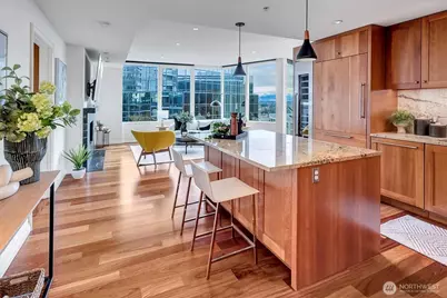 10700 NE 4th Street #2712, Bellevue, WA 98004 - Photo 7