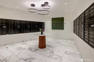 10700 NE 4th St, Bellevue, WA 98004 - Photo 35