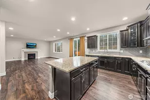 18815 Greenwood Pl E, Bonney Lake, WA 98391 - Photo 17