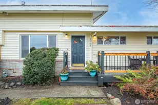 1705 36th St, Anacortes, WA 98221 - Photo 35