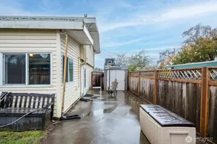 1705 36th St, Anacortes, WA 98221 - Photo 35