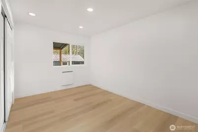 18621 NE 183rd Street, Woodinville, WA 98077 - Photo 11