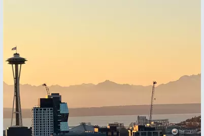 700 E Denny Way #603, Seattle, WA 98122 - Photo 1