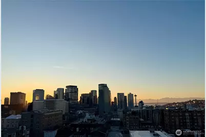 700 E Denny Way #603, Seattle, WA 98122 - Photo 39