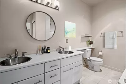 700 E Denny Way #603, Seattle, WA 98122 - Photo 19