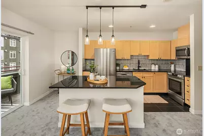 2717 Western Avenue #638, Seattle, WA 98121 - Photo 3