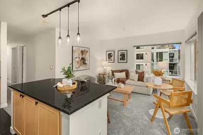 2717 Western Avenue #638, Seattle, WA 98121 - Photo 5