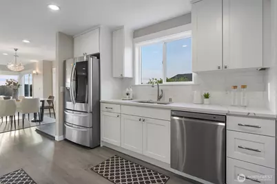 420 Renton Avenue S, Renton, WA 98057 - Photo 15