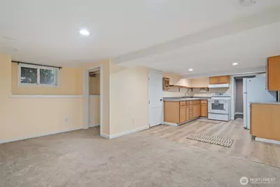 420 Renton Avenue S, Renton, WA 98057 - Photo 35