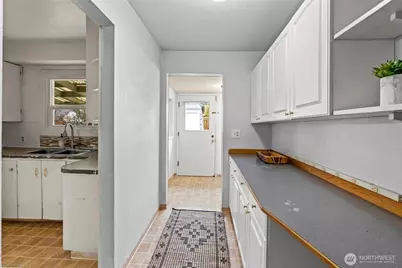 1715 McDougall Avenue, Everett, WA 98201 - Photo 13