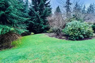 350 E Fairway Dr, Allyn, WA 98524 - Photo 3