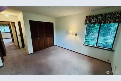 350 E Fairway Drive, Allyn, WA 98524 - Photo 9