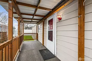 210 37th Street SE, Auburn, WA 98002 - Photo 3